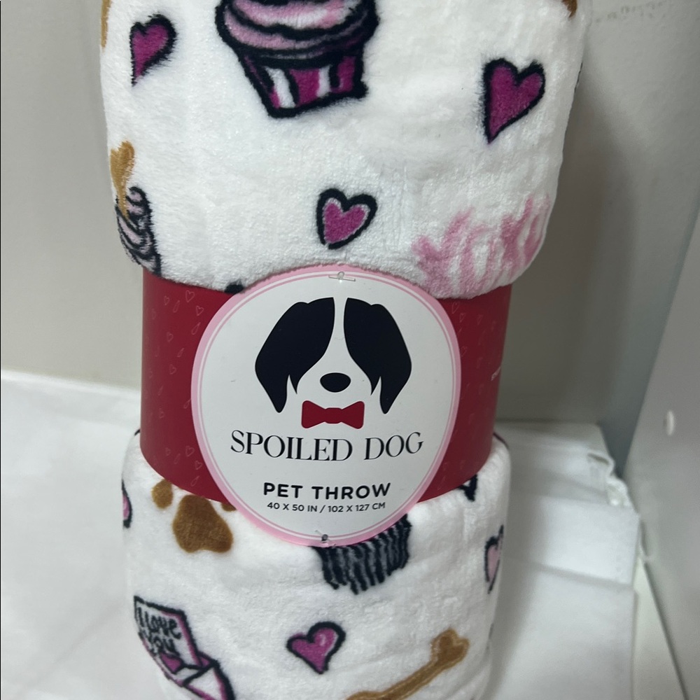 Spoiled Dog Pet Throw Blanket 40 x 50 NWT